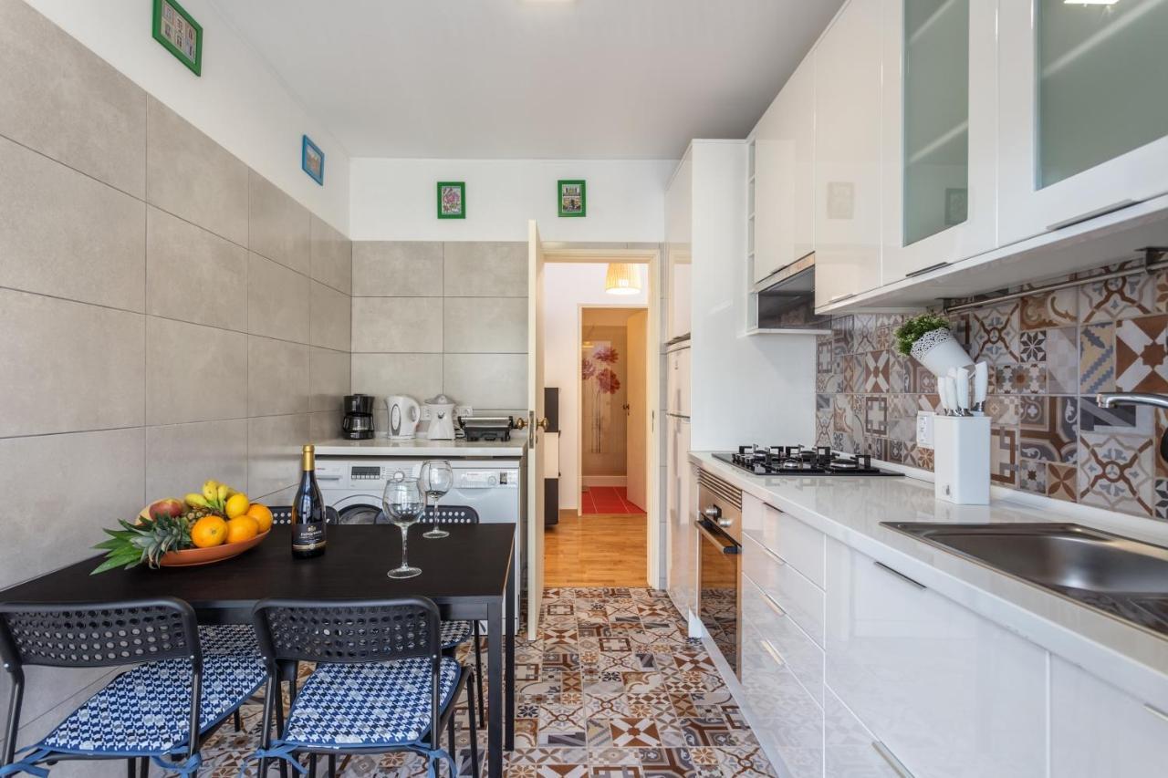 Magic Theatre Faro Center Apartment Екстериор снимка